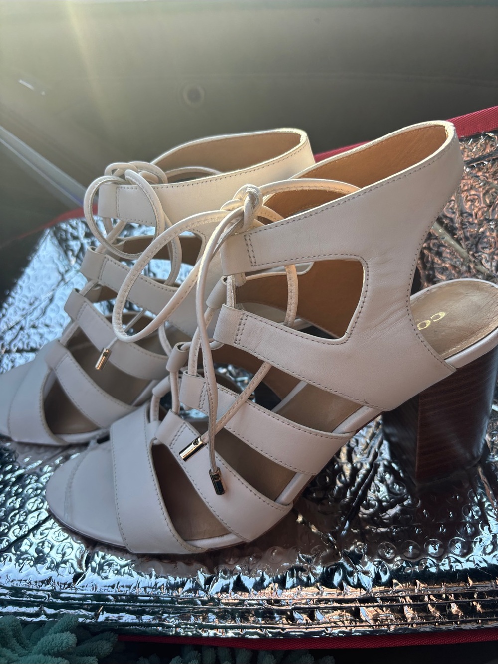 New Coach Beige Leather Gladiator Lace Up Strappy Block Heel Sandals NWOT 8